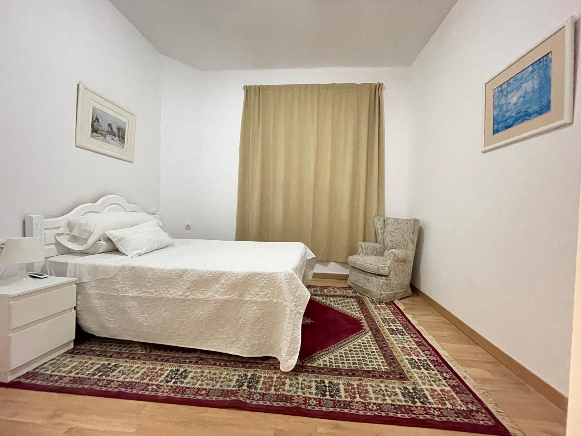 Arce Apartamentos, Seville